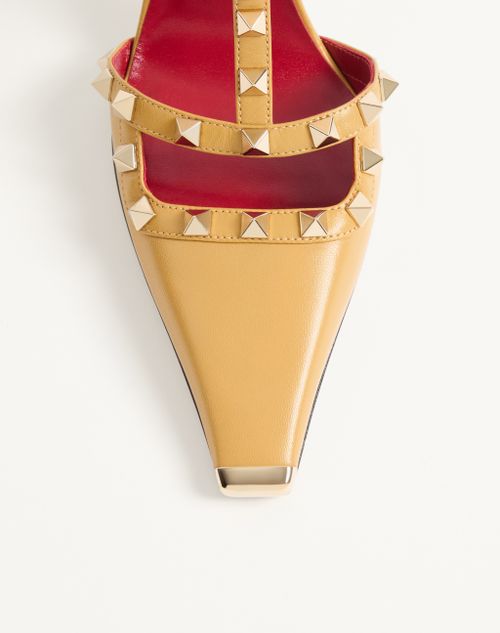 Valentino Garavani - Rockstud Kidskin Pumps 100mm - Ochre - Woman - Pumps And Slingbacks