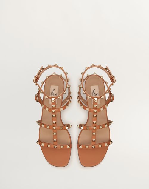 VALENTINO 26S OCKSTUD HEELS IN OFF-WHITE CALFSKIN
