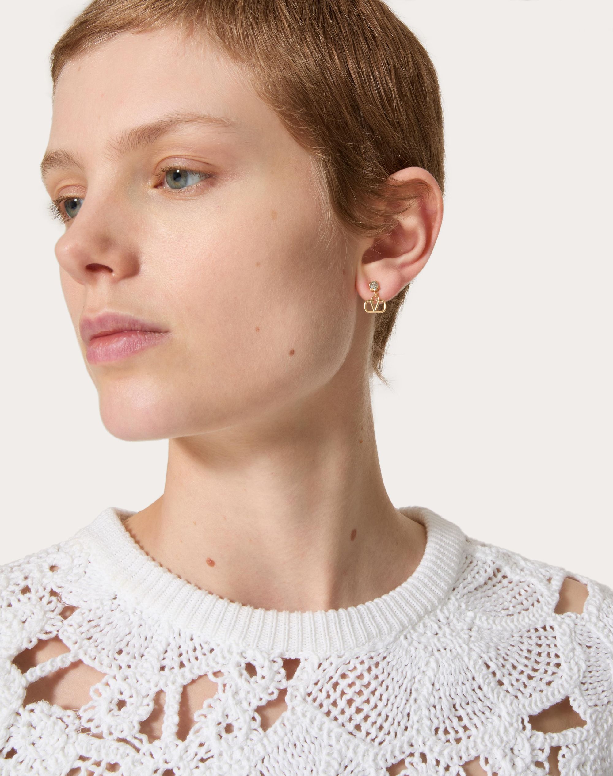 Vロゴ シグネチャー メタル X スワロフスキー®クリスタル ピアス for  