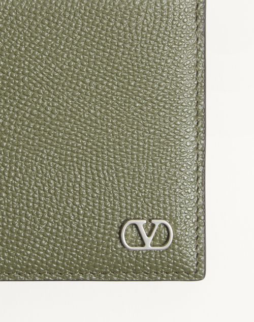 Valentino Garavani - Valentino Garavani Vlogo Signature Grainy Calfskin Wallet - Military Green - Man - Wallets And Small Leather Goods