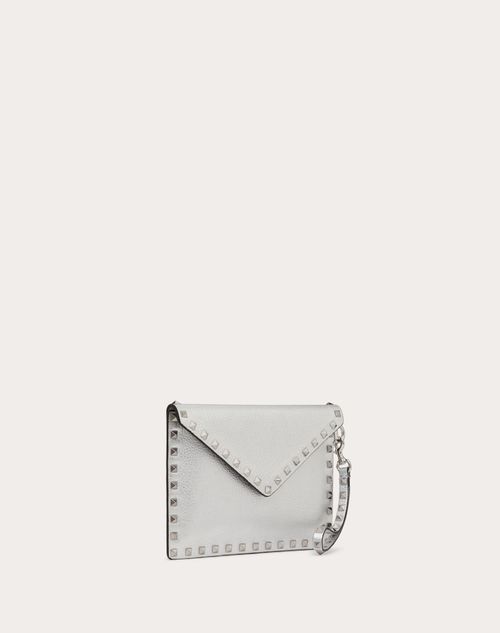 Valentino Garavani - Pochette Rockstud En Cuir De Veau Grainé D'aspect Métallisé - Argent - Femme - Petits Cadeaux