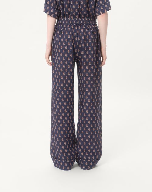  - Navy/cream/red