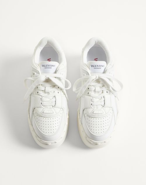 VALENTINO スニーカー ホワイト フリードット Xl カーフスキン スニーカー for ウィメンズ