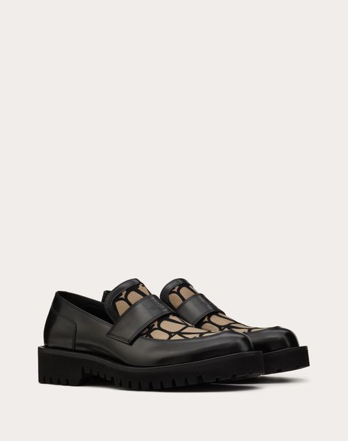 Valentino Garavani - Loafer In Toile Iconographe Technical Fabric And Calfskin - Natural/black - Man - Loafers & Oxford