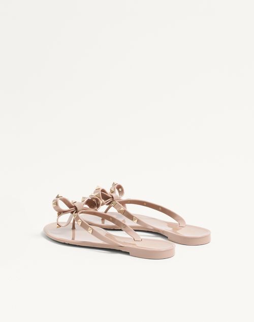 Rockstud Rubber Slipper for Woman in Poudre | Valentino US