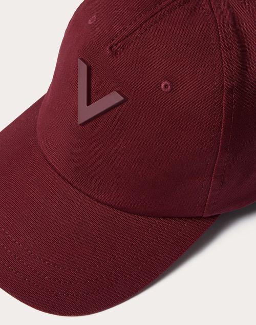 Valentino Garavani - V Detail Cotton Baseball Cap With Metal V Appliqué - Rubin - Man - Hats And Gloves