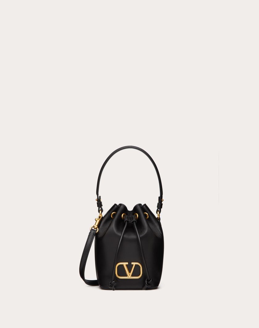 Valentino Handbags Mini Borsa A Secchiello Vlogo Signature In Nappa per Donna in Nero | Valentino IT