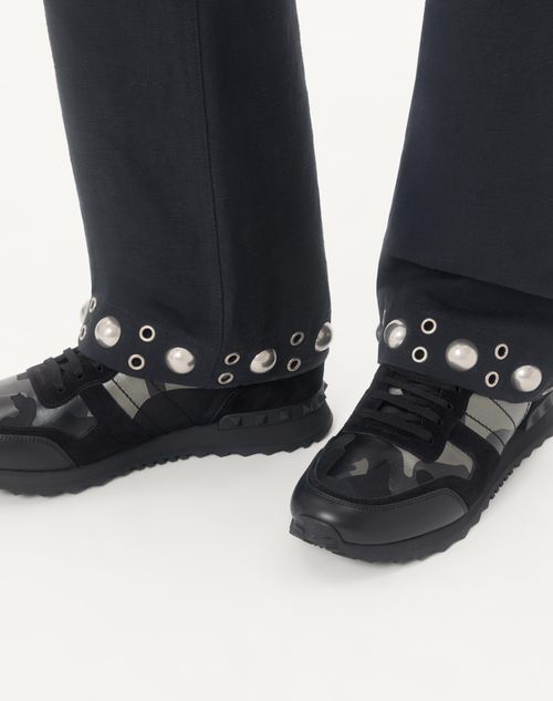 Valentino Garavani - Rockrunner Camouflage Noir Metallic Sneaker - Black - Man - Sneakers