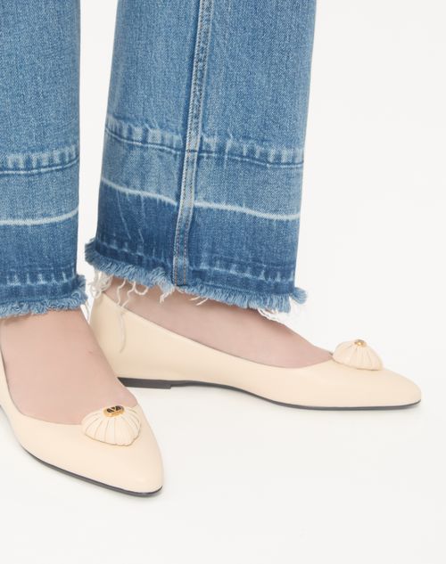 Valentino Garavani - Coeur Royal Kidskin Ballerina - Butter - Woman - Woman Sale