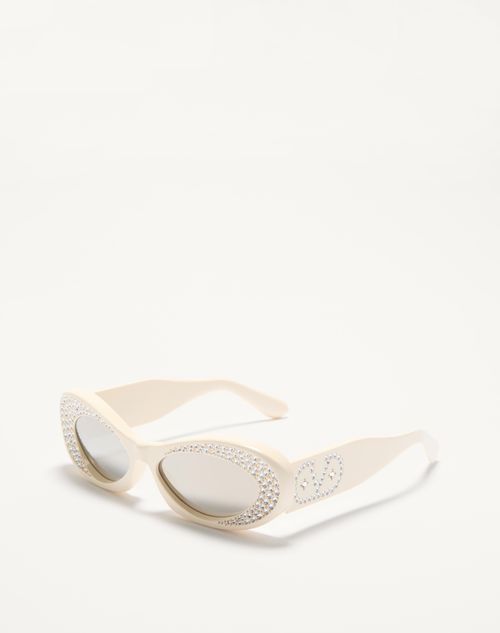  - Ivory/silver