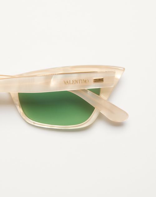  - Pearl Grey/green