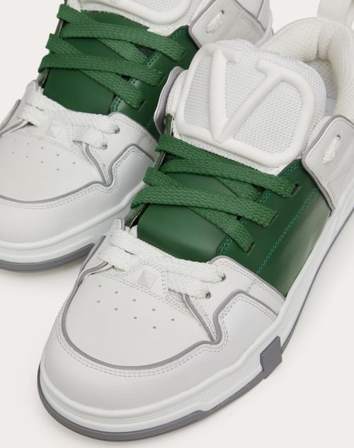 Bemyndigelse kaffe Reporter Open Skate Calfskin And Fabric Sneaker for Man in White/green | Valentino US