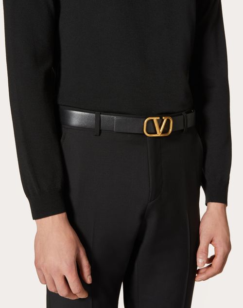Vlogo Signature Calfskin Belt for Man in Black | Valentino US
