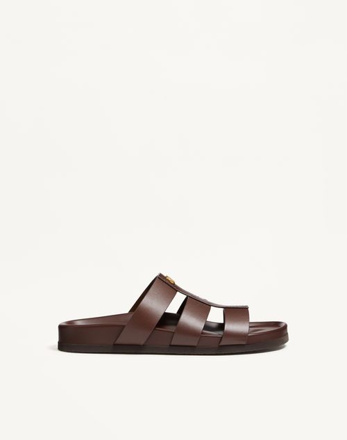 Valentino Garavani - Studshield Slide Sandal In Calfskin - Bark Brown - Man - Sandals
