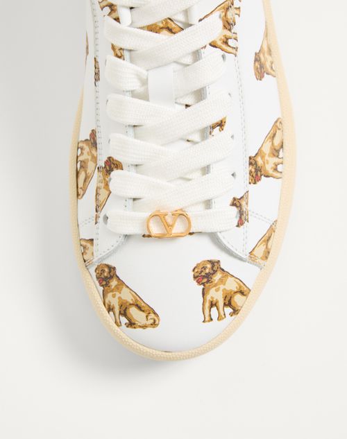  - White/multicolor