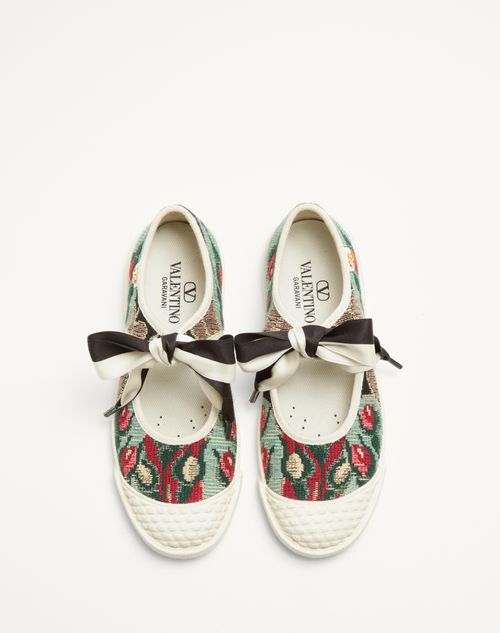 Kids valentino trainers hotsell