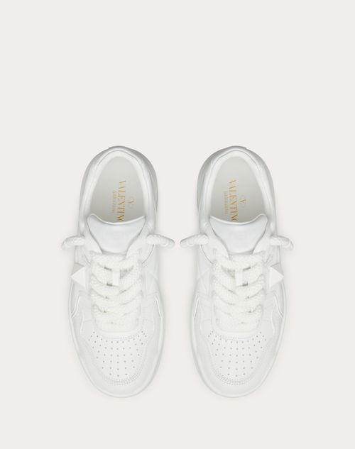 White hotsell valentino trainers