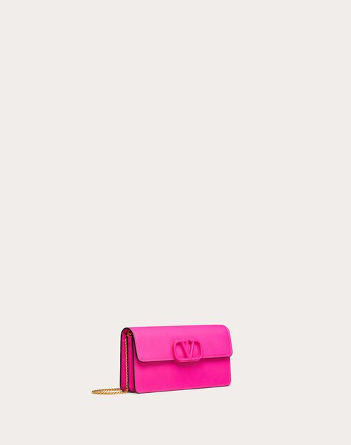 Valentino Garavani - Vlogo Signature Grainy Calfskin Wallet With Chain - Pink Pp - Woman - Wallets And Small Leather Goods
