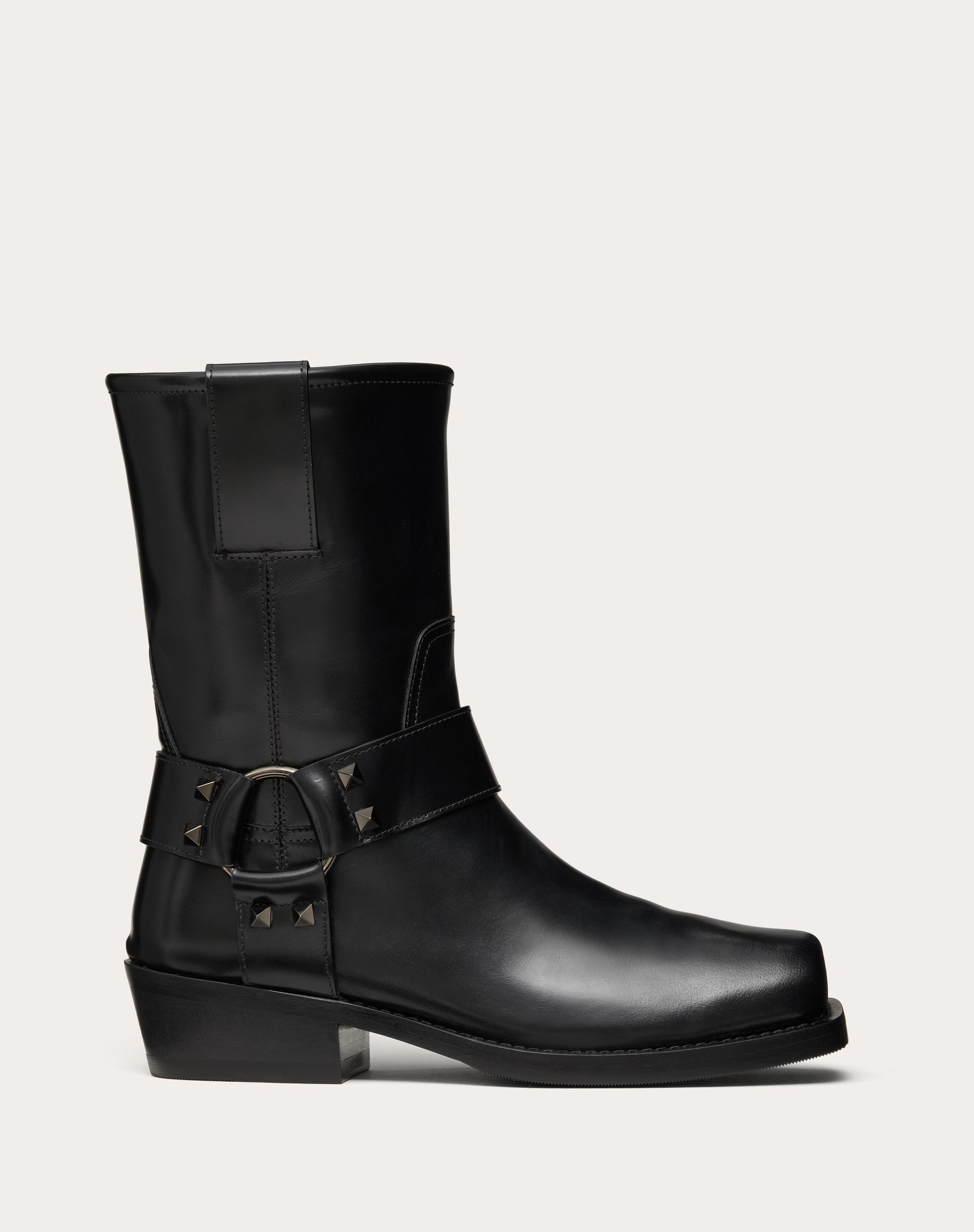 ROCKSTUD CALFSKIN BIKER ANKLE BOOT 40MM?quality=80&size=35&format=auto