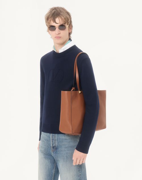 Valentino Garavani - Rockstud Small Tote In Reversible Elk-print Calfskin - Black/saddle Brown - Man - Totes