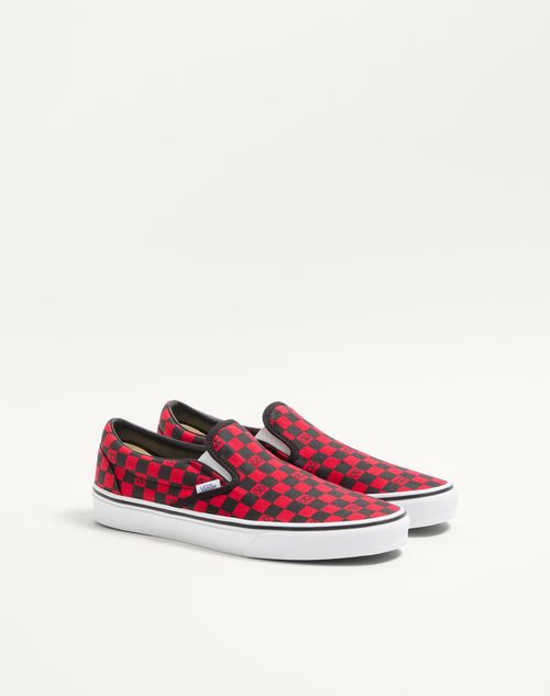 Valentino Garavani - Valentino Garavani Und Vans Slip-on-sneaker Aus Stoff Mit Vlogo-schachbrettmuster - Rouge Pur/schwarz - Mann - Sneaker