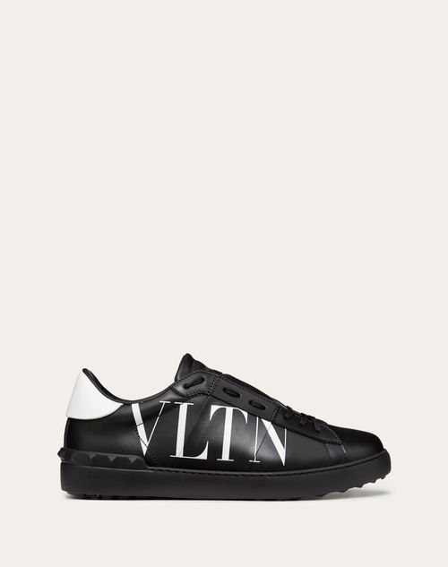 Valentino Garavani - Open Sneaker With Vltn Print - Black/white - Man - Trainers
