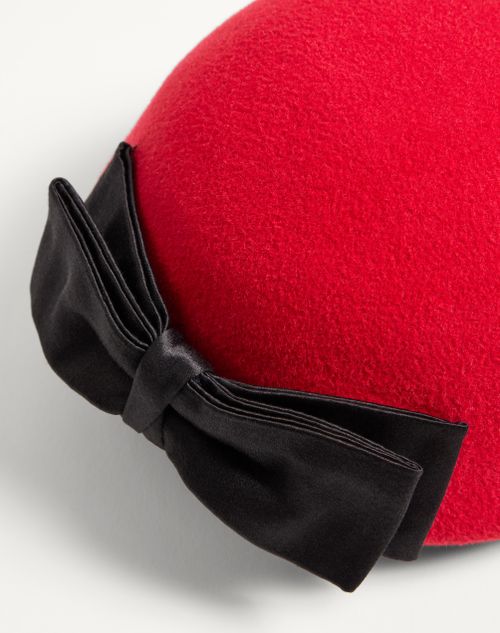  - Red/black