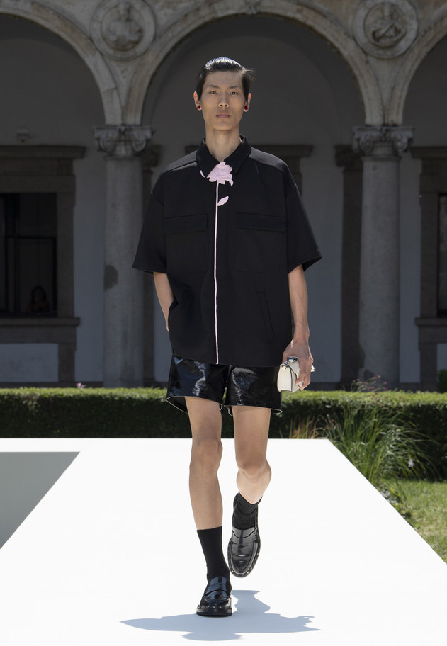 Valentino The Narratives Spring/Summer 2024 Collection fashion show ...