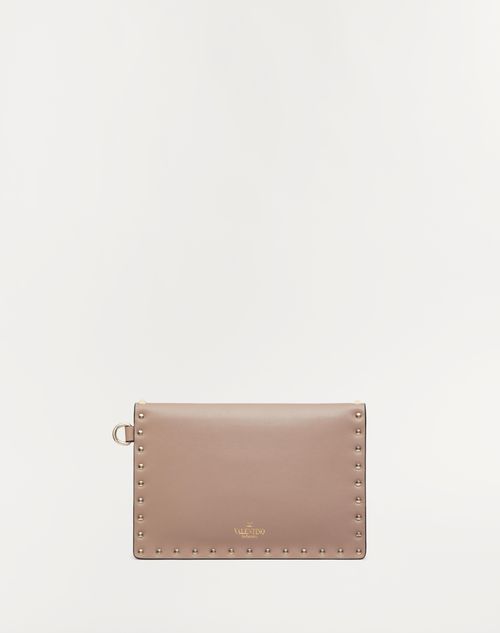 Rockstud Calfskin Pouch for Woman in Black | Valentino US Rockstud Calfskin Pouch for Woman in Black | Valentino US