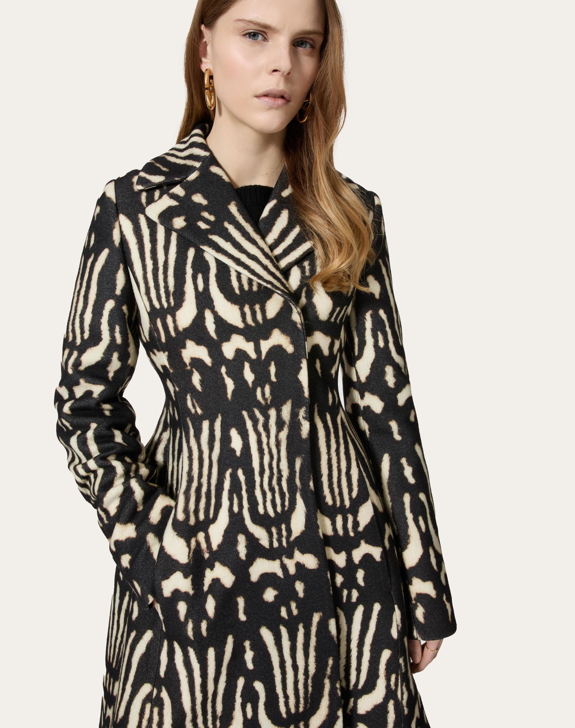 VALENTINO WILDPRINT 98 COAT ?quality=80&size=35&format=auto