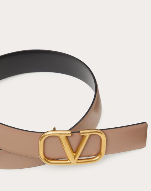 Valentino Garavani - Reversible Vlogo Signature Belt In Glossy Calfskin 30 Mm - Smokey Beige/black - Woman - Belts - Accessories