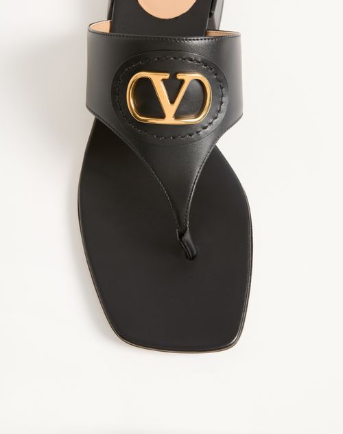 Valentino Garavani - Vlogo Signature Thong Sandal In Calfskin 20mm - Black - Woman - Sandals