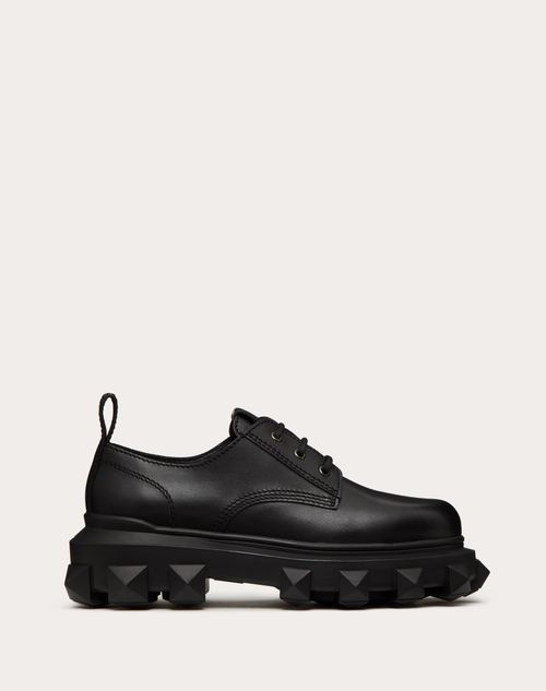 トラックスタッズ カーフスキン ダービーシューズ For 男性 Valentino Jp