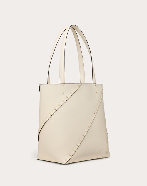 Valentino Garavani Valentino Garavani Rockstud Wispy Shopping Bag In Calfskin for Woman in Ivory Valentino RO