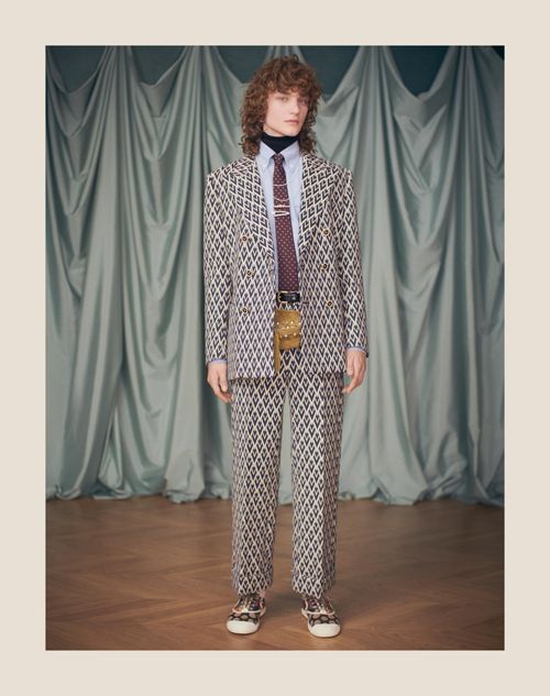 Valentie Micro-check Silk Tie for Man in Beige | Valentino US Valentie Micro-check Silk Tie for Man in Beige | Valentino US