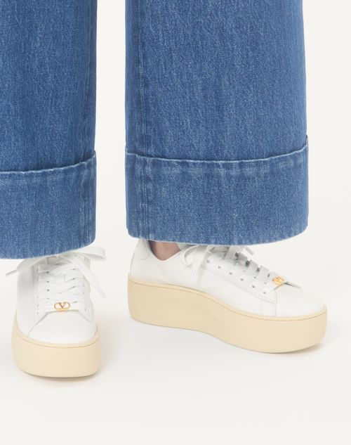 Valentino Garavani - ロイコ ナッパカーフスキン フラットフォームスニーカー - ホワイト - ウィメンズ - スニーカー