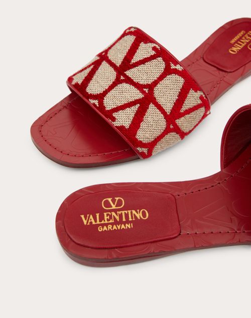 Valentino red flip outlet flops