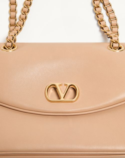 Valentino Garavani - Valentino Garavani Djuna Medium Chain Bag In Nappa Leather - Pink - Woman - Shoulder Bags