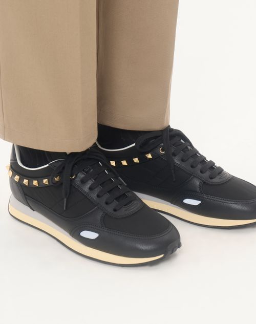 Valentino Garavani - Stud Up Sneaker Aus Leder Und Nylon - Schwarz - Mann - Sneakers