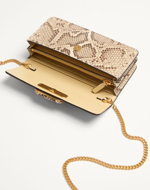 Valentino Garavani - Vlogo Signature Portemonnaie Aus Python Mit Kette - Creme - Frau - Pochetten