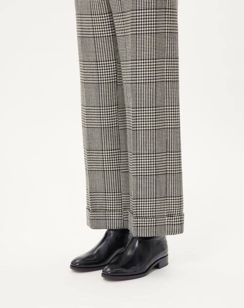 Valentino Garavani - Pat Calfskin Ankle Boot - Black - Man - Boots
