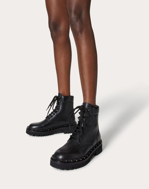 Valentino Garavani - Rockstud Calfskin Combat Boot With Matching Studs 50mm - Black - Woman - Boots