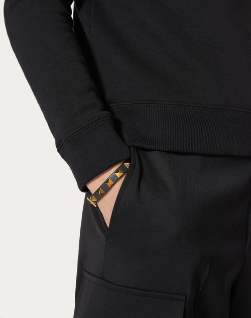 Kurve mælk kunst Rockstud Bracelet In Leather And Metal for Man in Black | Valentino US