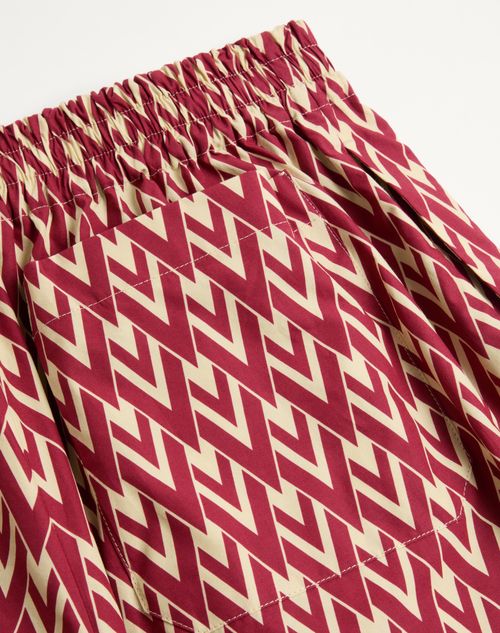  - Red/cream