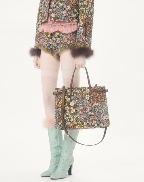 Valentino Garavani - Valentino Garavani Antibes Medium Shopping Bag In Apres L'hiver Jacquard Fabric - Multicolour/tobacco - Woman - Totes