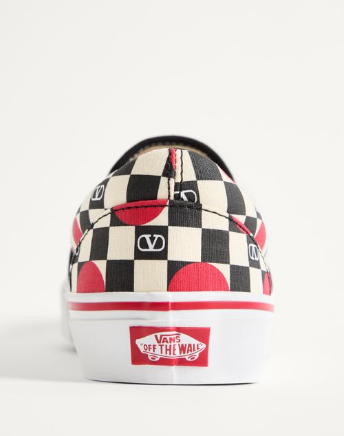 Valentino Garavani - Valentino Garavani And Vans Slip-on Sneaker In Fabric With Vlogo Checkerboard Print And Polka Dot Detail - Butter/black/rouge Pur - Man - Sneakers