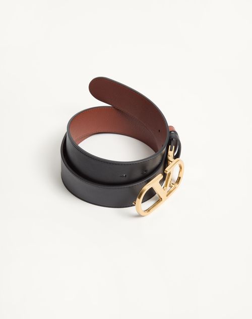 Valentino Garavani - Reversible Vlogo Signature Belt In Glossy Calfskin 40 Mm - Black/deep Caramel - Woman - Belts