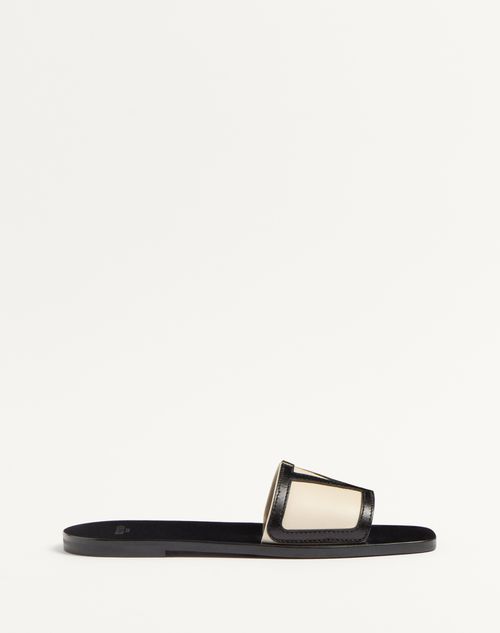 Valentino Garavani - Viva Superstar Slide Sandal In Nappa Leather - Butter/black - Woman - Slides And Thongs