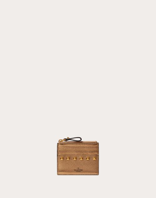 Valentino Garavani - Rockstud Metallic Grainy Calfskin Cardholder With Zip - Antique Brass Dark - Woman - Wallets And Small Leather Goods