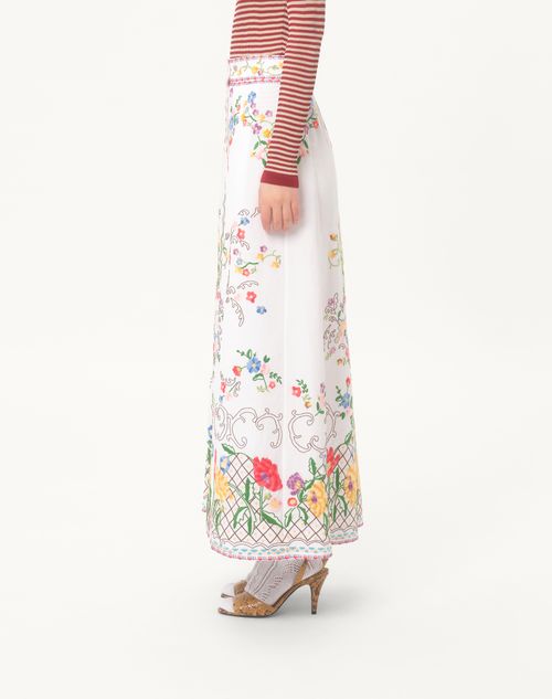  - White/multicolor
